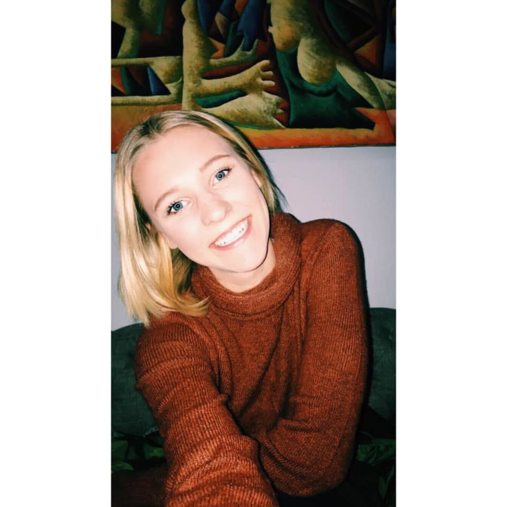 Meet your Posher, Kelly